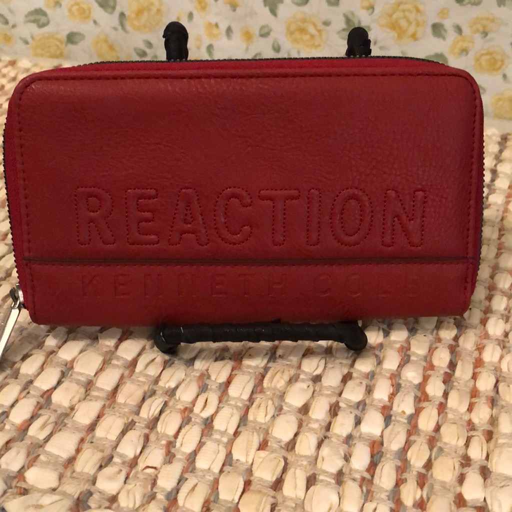 Kenneth Cole Reaction